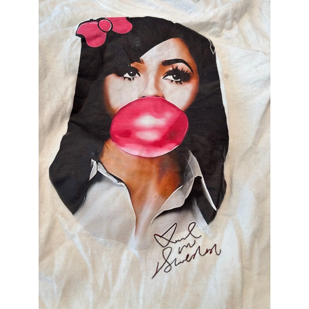 Mariah The Scientist Bubble Gum T-Shirt Short Sleeve Size M